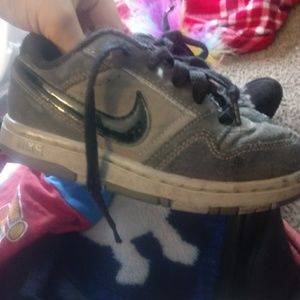 Nike boys 11c